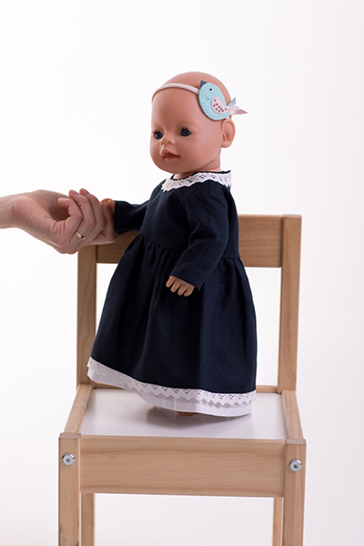Кукольное платье темно-синего цвета